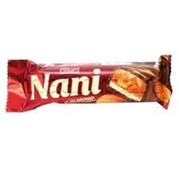 نانی بادوم و فندق